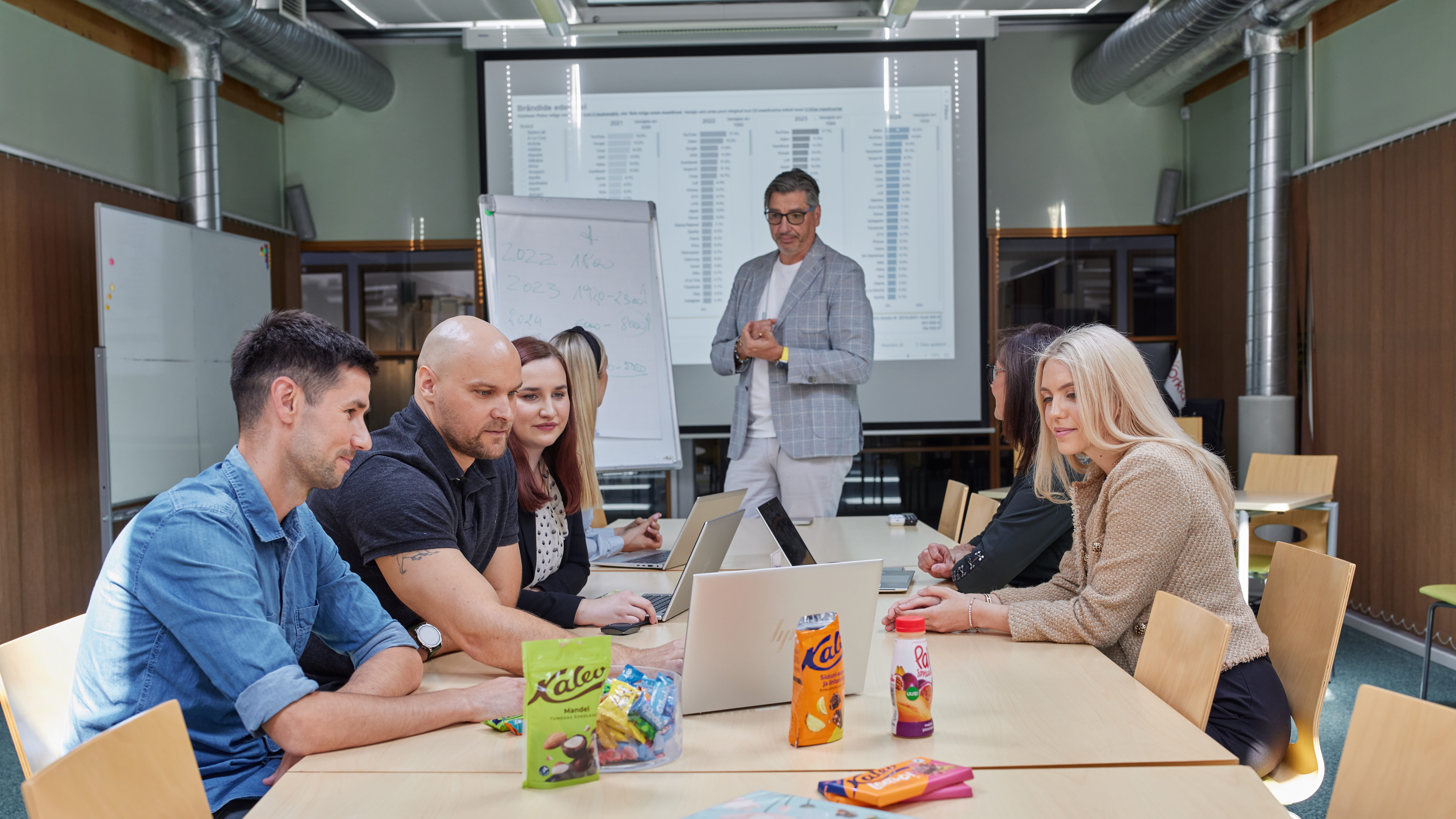 1Q5A4187-1-1-aspect-ratio-16-9